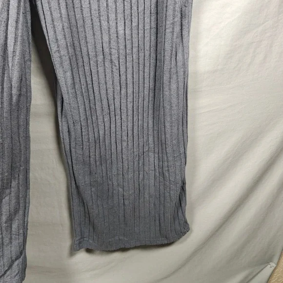 Halara Gray Ribbed Striped Wide Leg Jumpsuit Adjustable Straps XS NEW - Picture 9 of 14